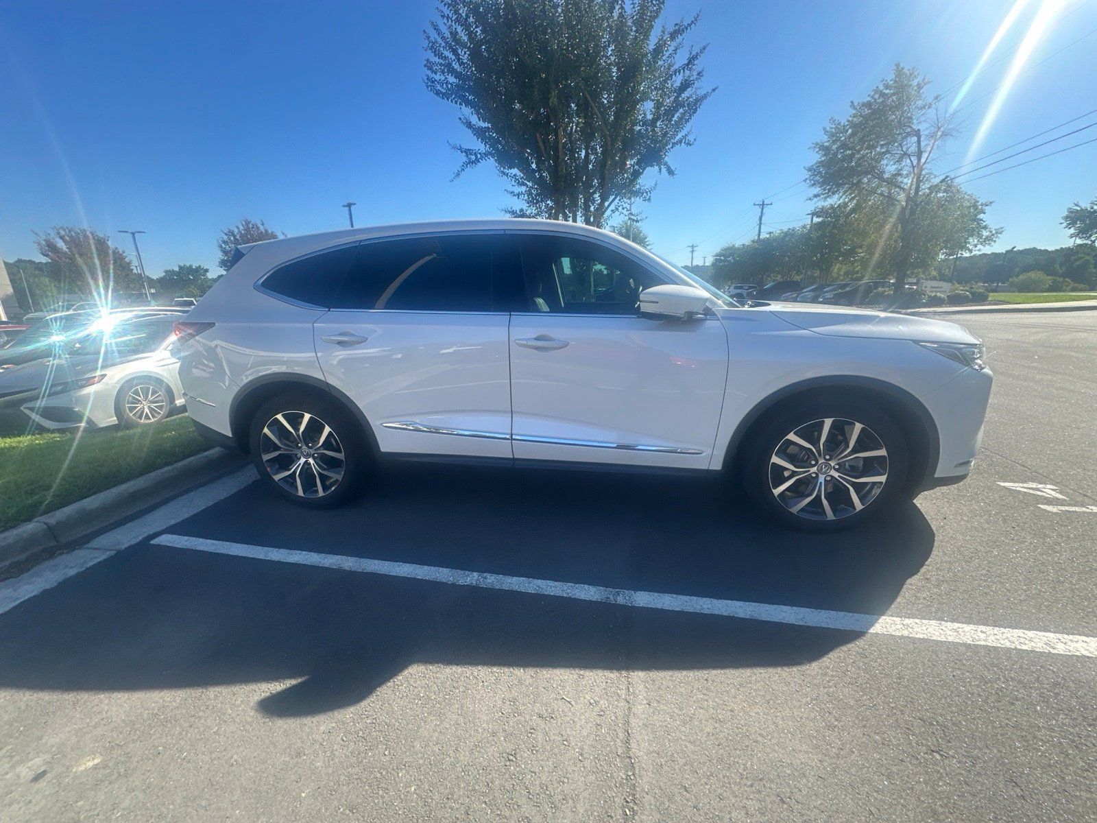 Used 2024 Acura MDX w/ Technology Package AWD/4WD image 24
