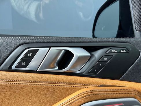 Used 2020 BMW X6 xDrive40i w/ Convenience Package image 40