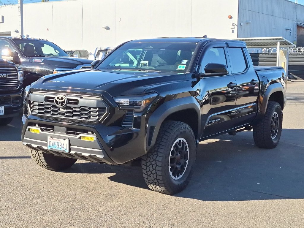 Used 2026 Toyota Tacoma TRD Off-Road AWD/4WD image 3