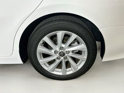 Used 2023 Toyota Camry LE FWD image 11