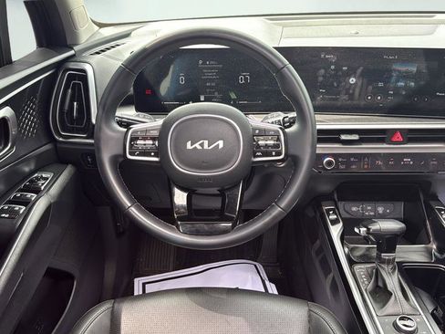 Used 2024 Kia Sorento S w/ Panoramic Sunroof Package AWD/4WD image 19