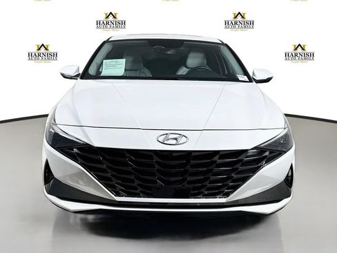 Used 2023 Hyundai Elantra Limited FWD image 2