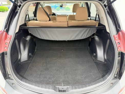 Used 2015 Toyota RAV4 XLE FWD image 14