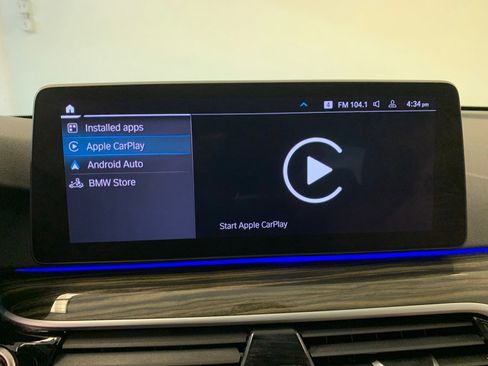 Used 2022 BMW 530i xDrive w/ Premium Package image 55