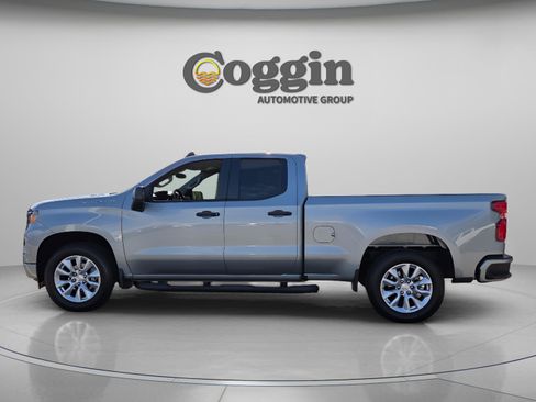 New 2026 Chevrolet Silverado 1500 Custom RWD image 3