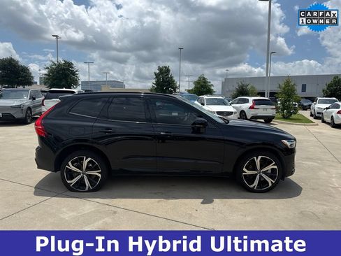 Certified 2024 Volvo XC60 T8 Ultimate w/ Protection Package Premier AWD/4WD image 4