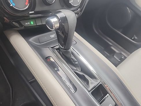 Used 2020 Honda HR-V LX image 18