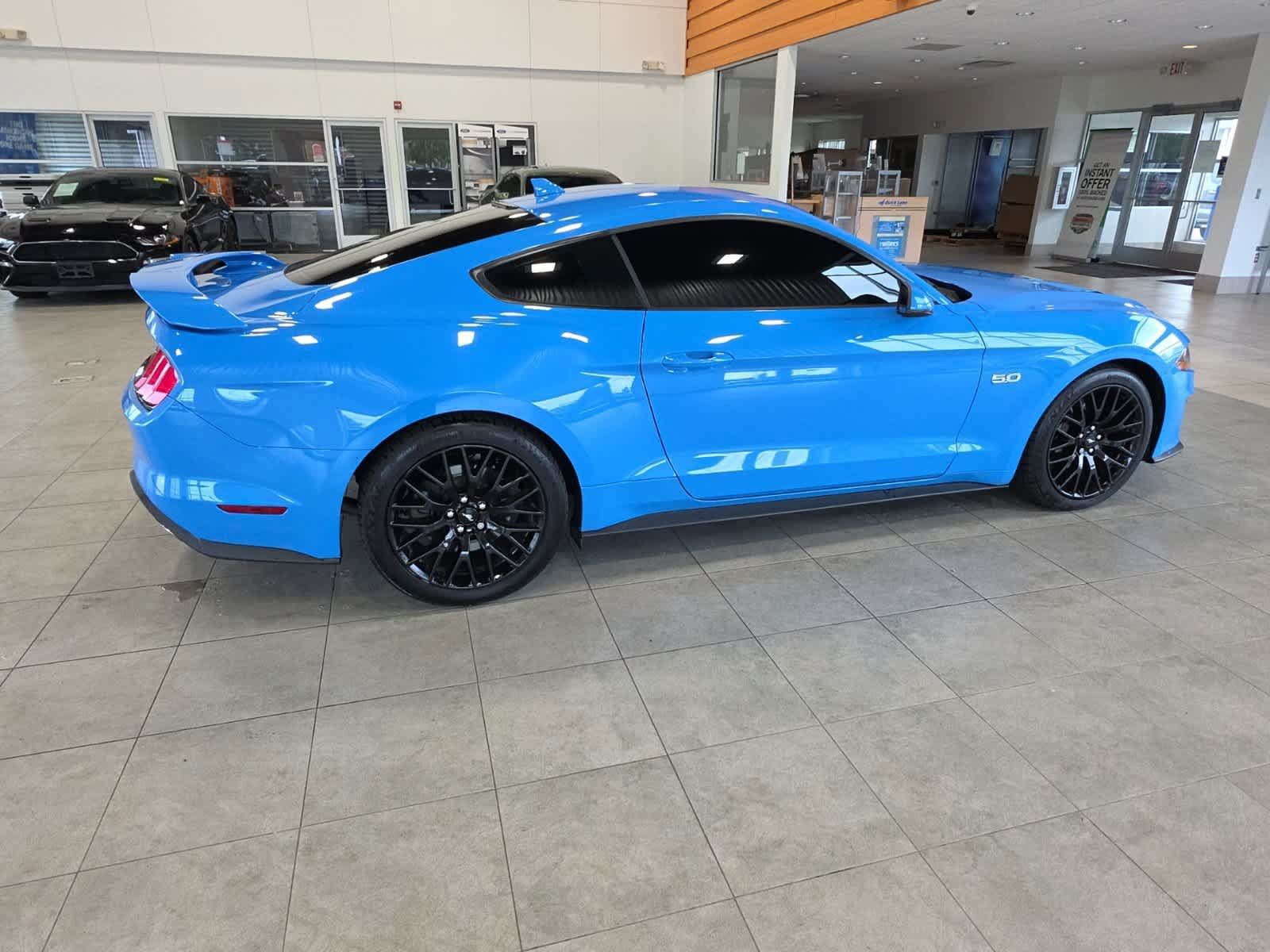 Used 2022 Ford Mustang GT Premium w/ GT Performance Package RWD image 6