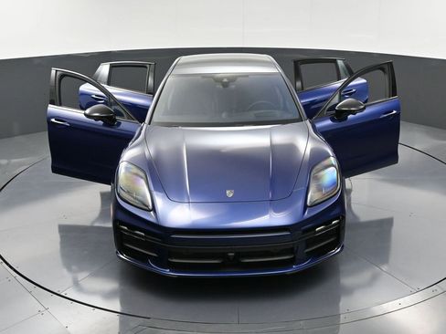 New 2026 Porsche Panamera Turbo S image 36