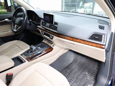 Used 2018 Audi Q5 2.0T Premium Plus w/ Premium Plus Package image 21