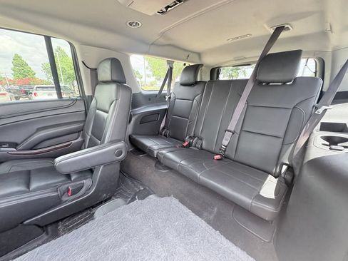 Used 2015 GMC Yukon XL SLT w/ Open Road Package AWD/4WD image 7