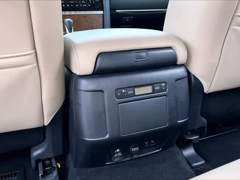 Used 2024 Nissan Armada SL w/ Cargo Package image 31