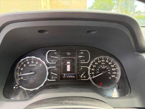 Used 2019 Toyota Tundra SR5 w/ SR5 Upgrade Package image 21
