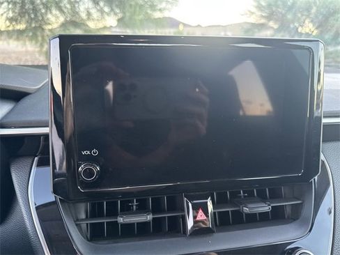 Used 2023 Toyota Corolla LE image 19