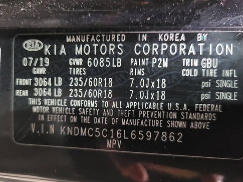 Used 2020 Kia Sedona SX image 33