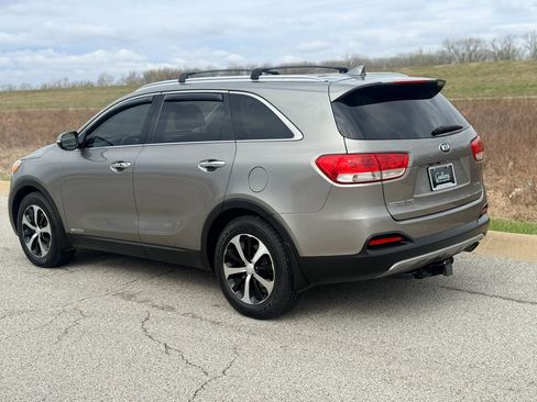 Used 2018 Kia Sorento EX image 13