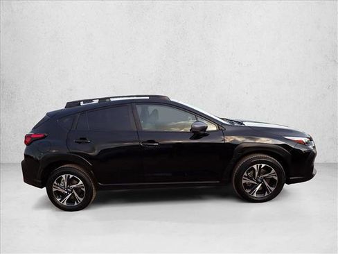 Certified 2025 Subaru Crosstrek 2.0i Premium w/ Crosstrek Mirror Package image 5
