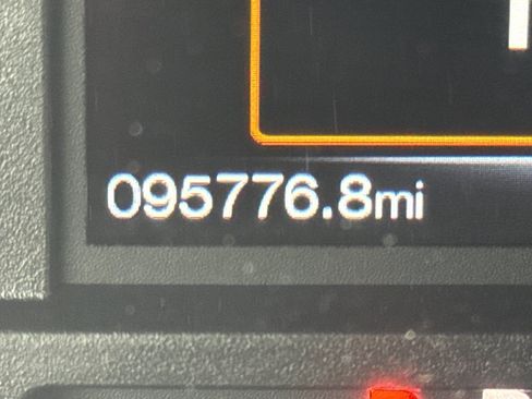 Used 2018 Ford F150 XLT w/ Equipment Group 302A Luxury image 14