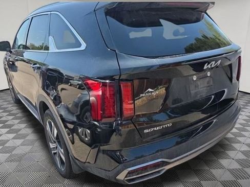 Used 2023 Kia Sorento EX AWD/4WD image 5