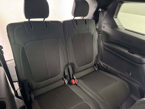 New 2025 Jeep Grand Cherokee L Laredo w/ Trailer Tow Package image 34