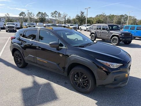 Used 2024 Subaru Crosstrek 2.5i Wilderness image 2