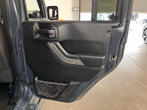 Used 2017 Jeep Wrangler Unlimited Sport w/ Quick Order Package 24S AWD/4WD image 15