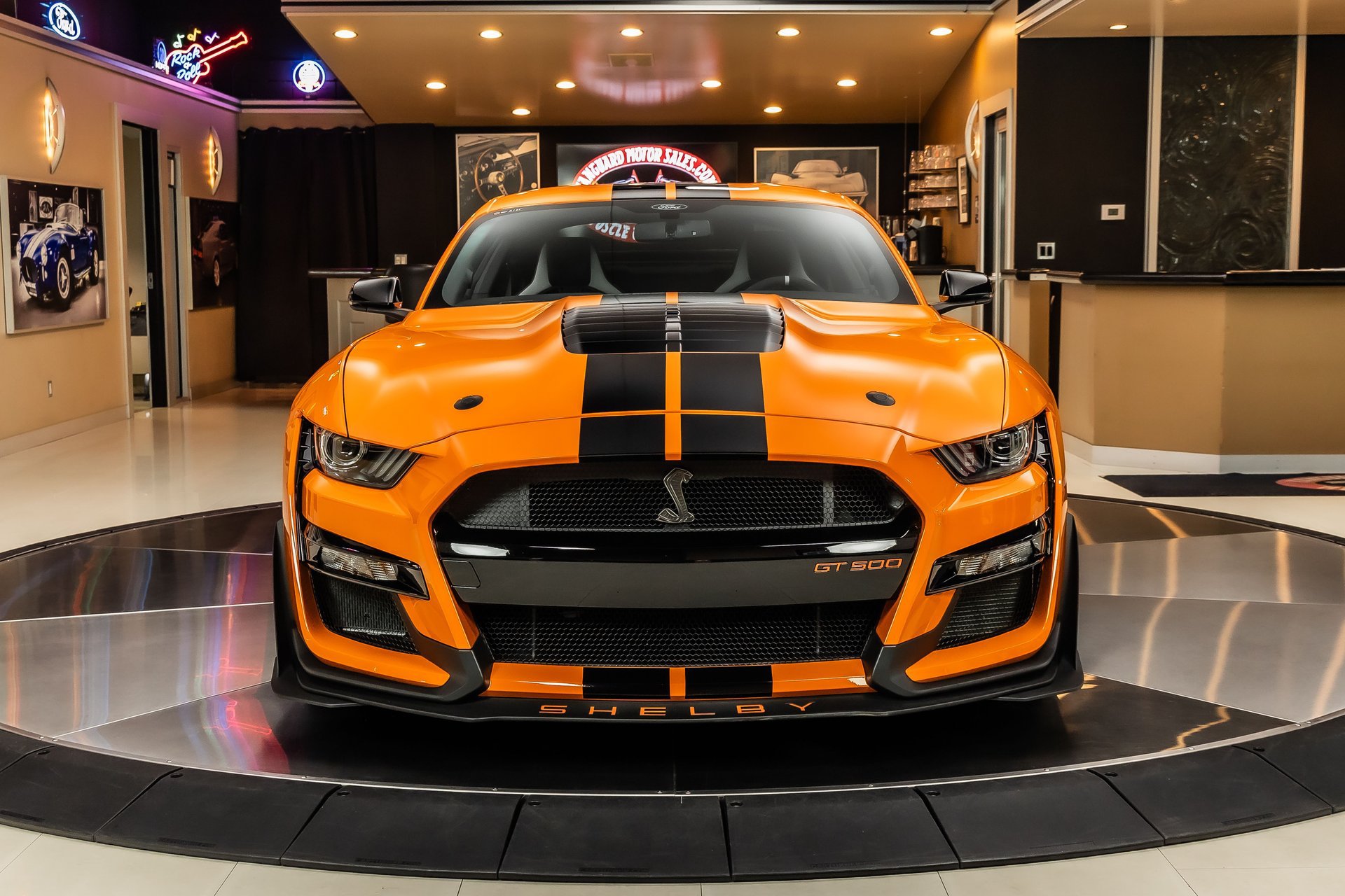 Used 2021 Ford Mustang Shelby GT500 w/ Carbon Fiber Track Pack RWD image 7