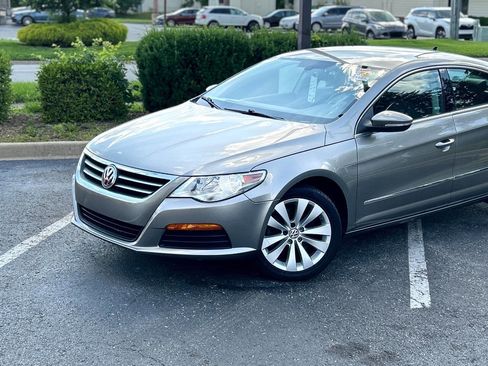 Used 2012 Volkswagen CC Sport FWD image 3