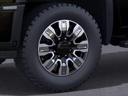 New 2026 GMC Sierra 2500 Denali w/ Technology Package AWD/4WD image 9