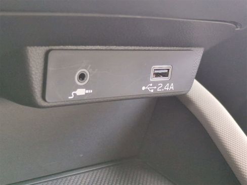 Used 2025 Subaru Forester image 29