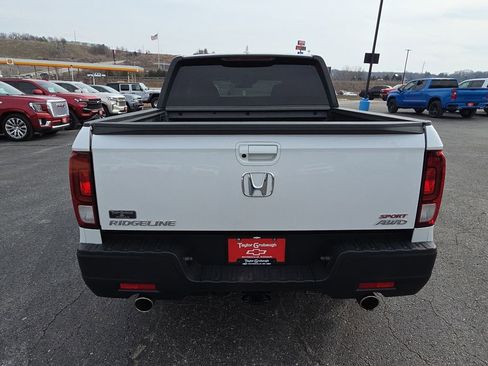 Used 2023 Honda Ridgeline Sport image 7