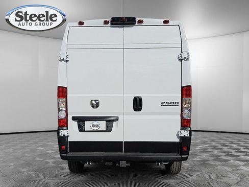 New 2026 RAM ProMaster 2500 w/ Convenience Group image 4