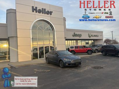 Used 2018 Ford Fusion SE w/ Fusion SE Technology Package