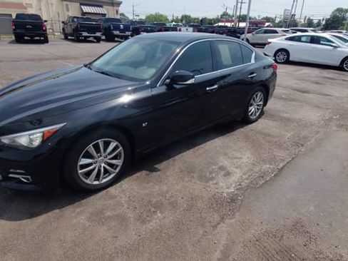 Used 2015 INFINITI Q50 Premium w/ Navigation Package AWD/4WD image 4