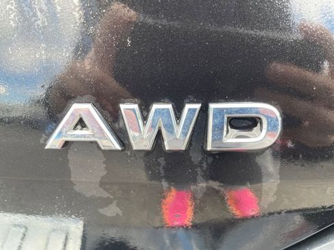 Used 2018 Nissan Rogue S w/ S Value Package AWD/4WD image 7