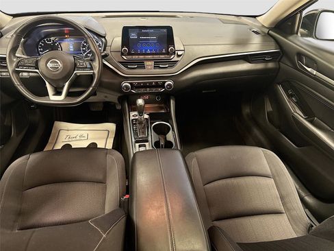 Used 2022 Nissan Altima 2.5 SV w/ SV Premium Package image 22