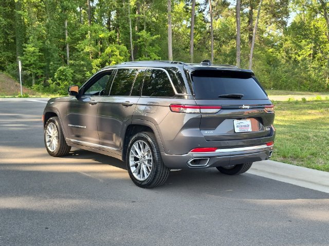 Used 2025 Jeep Grand Cherokee Summit AWD/4WD image 11