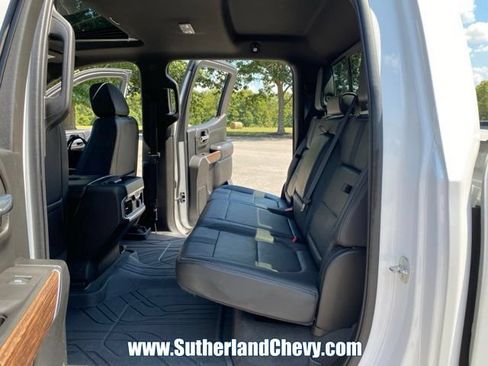Used 2021 Chevrolet Silverado 1500 High Country w/ Technology Package AWD/4WD image 49