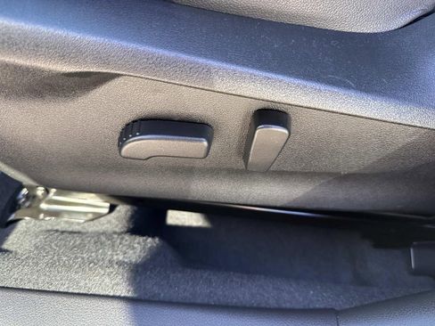 Used 2023 Subaru Crosstrek 2.5i Limited image 24