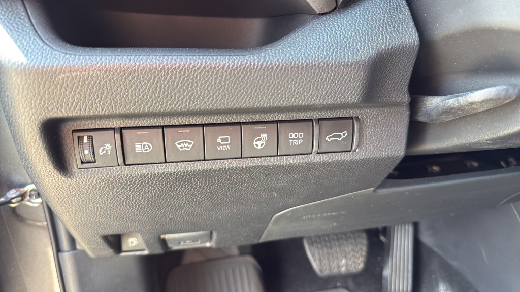 Used 2024 Toyota RAV4 XSE w/ Advanced Technology Package AWD/4WD image 21