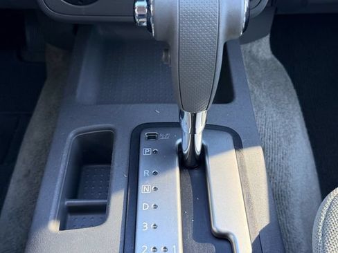 Used 2018 Nissan Frontier SV RWD image 27