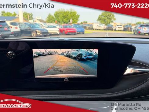 Used 2024 Buick Envista Preferred w/ Convenience I Package FWD image 18