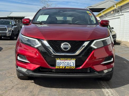Used 2020 Nissan Rogue Sport SL w/ Premium Package FWD image 5
