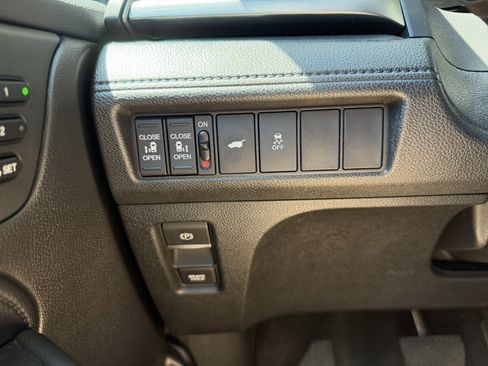Used 2025 Honda Odyssey EX-L image 27