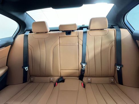 Used 2023 BMW 530i xDrive 530i xDrive w/ Premium Package image 18