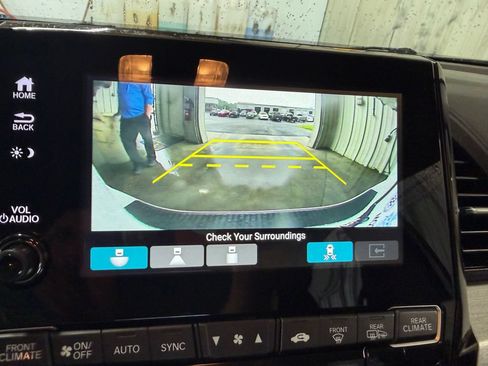 Used 2022 Honda Odyssey Touring image 16