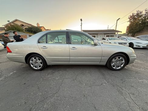 Used 2002 Lexus LS 430 image 4
