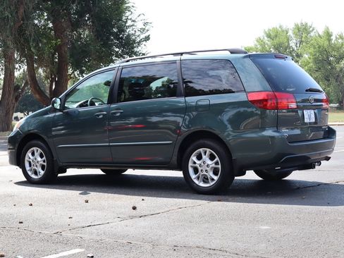 Used 2005 Toyota Sienna LE w/ LE Pkg 4 AWD/4WD image 7