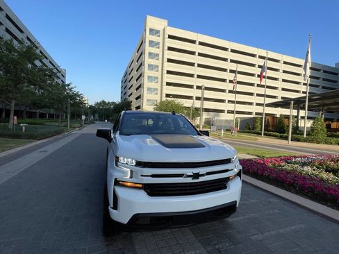 Used 2019 Chevrolet Silverado 1500 RST w/ All-Star Edition image 31