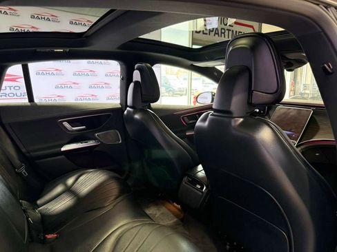 Used 2023 Mercedes-Benz EQE 500 4MATIC Sedan image 50